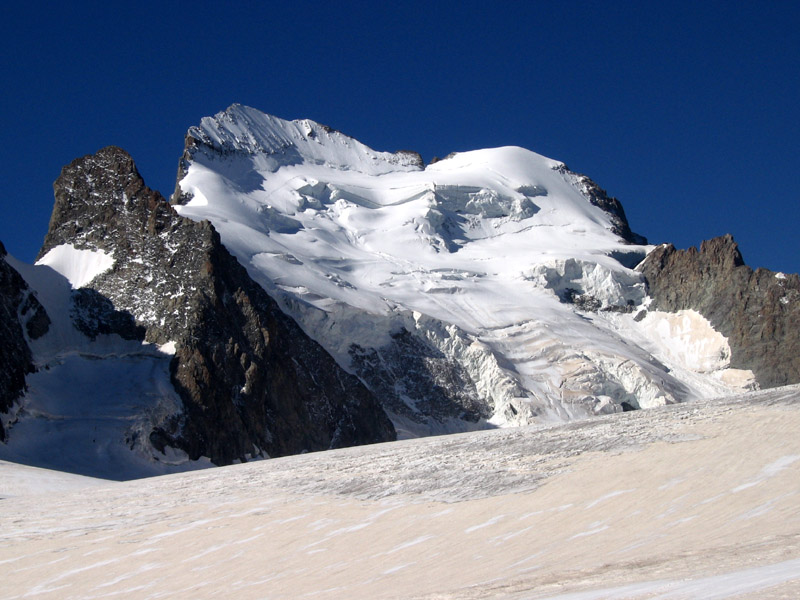 Dome de Neige des Ecrin Dome de Neige des Ecrin