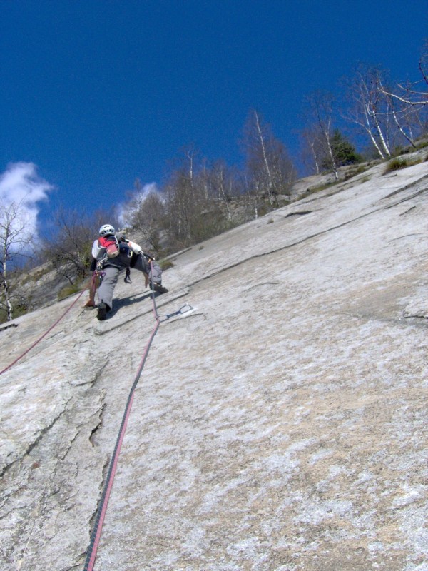 In apertura su "Senza perdere la tenerezza" 6a+(5c+ obbl.)