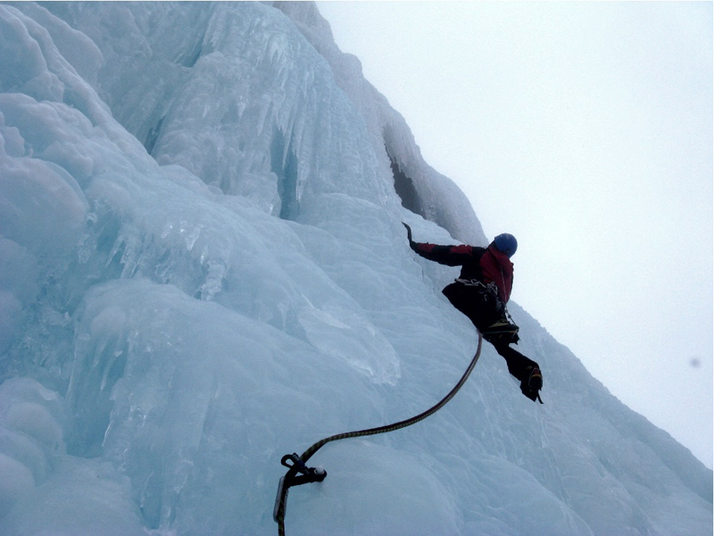 Albigna: Il Candelone, variante della grotta Albigna: Il Candelone, variante della grotta