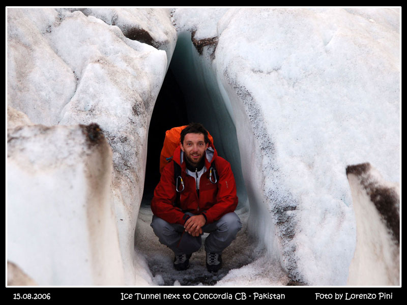 Pakistan - Ice Tunnel