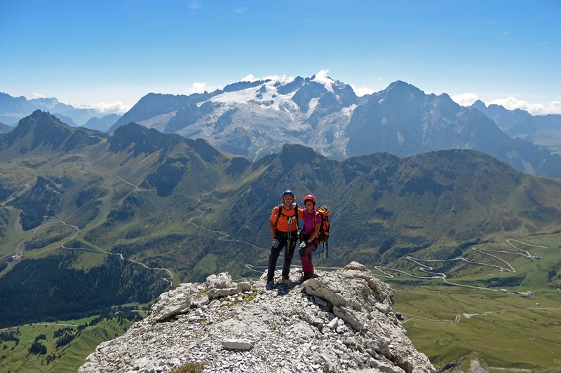 ferrata C. Piazzetta e Marmolada sullo sfondo